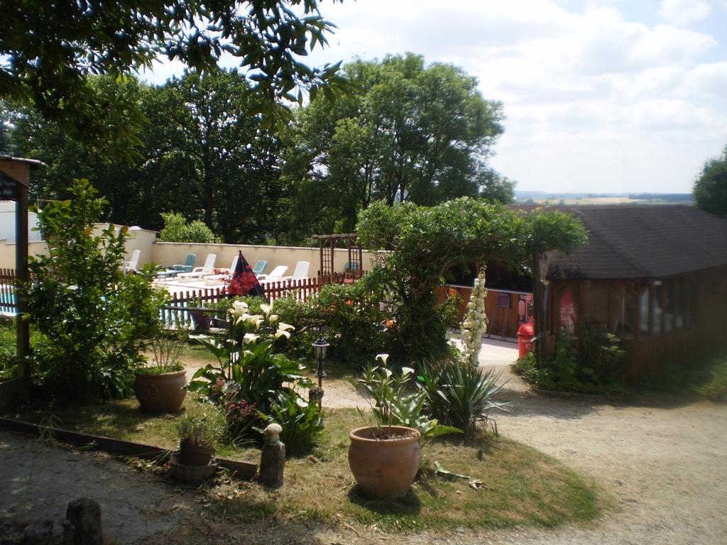Camping Le Bois Jahan Brunelles Kültér fotó