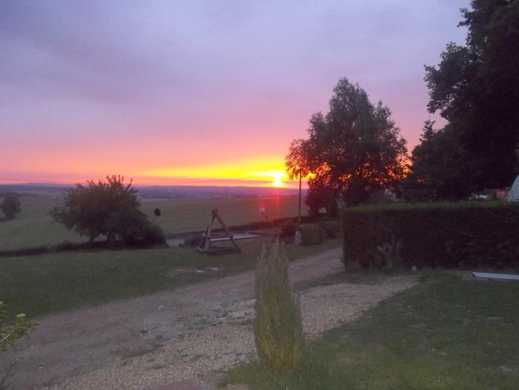 Camping Le Bois Jahan Brunelles Kültér fotó
