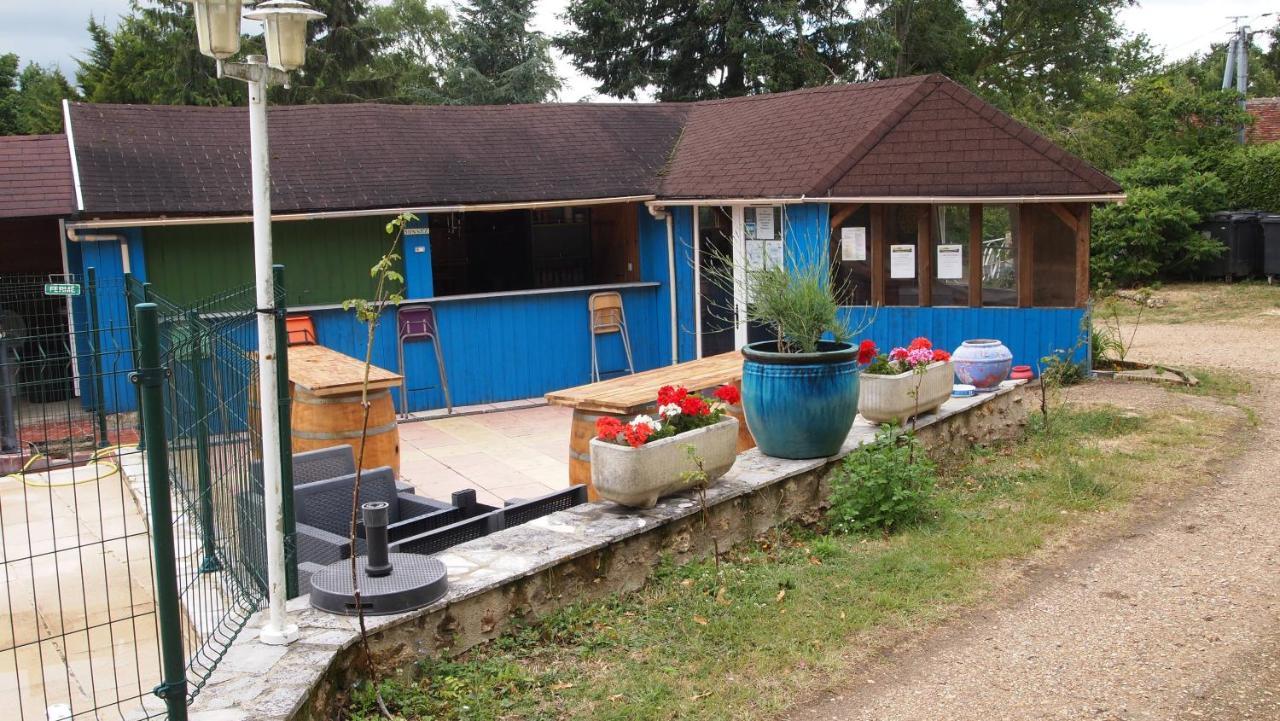 Camping Le Bois Jahan Brunelles Kültér fotó
